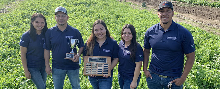 Plant Science Club Wins Trophy
